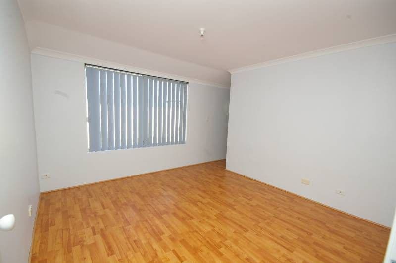 19 Welstead Way, HOCKING WA 6065, Hocking - Thumbnail 7