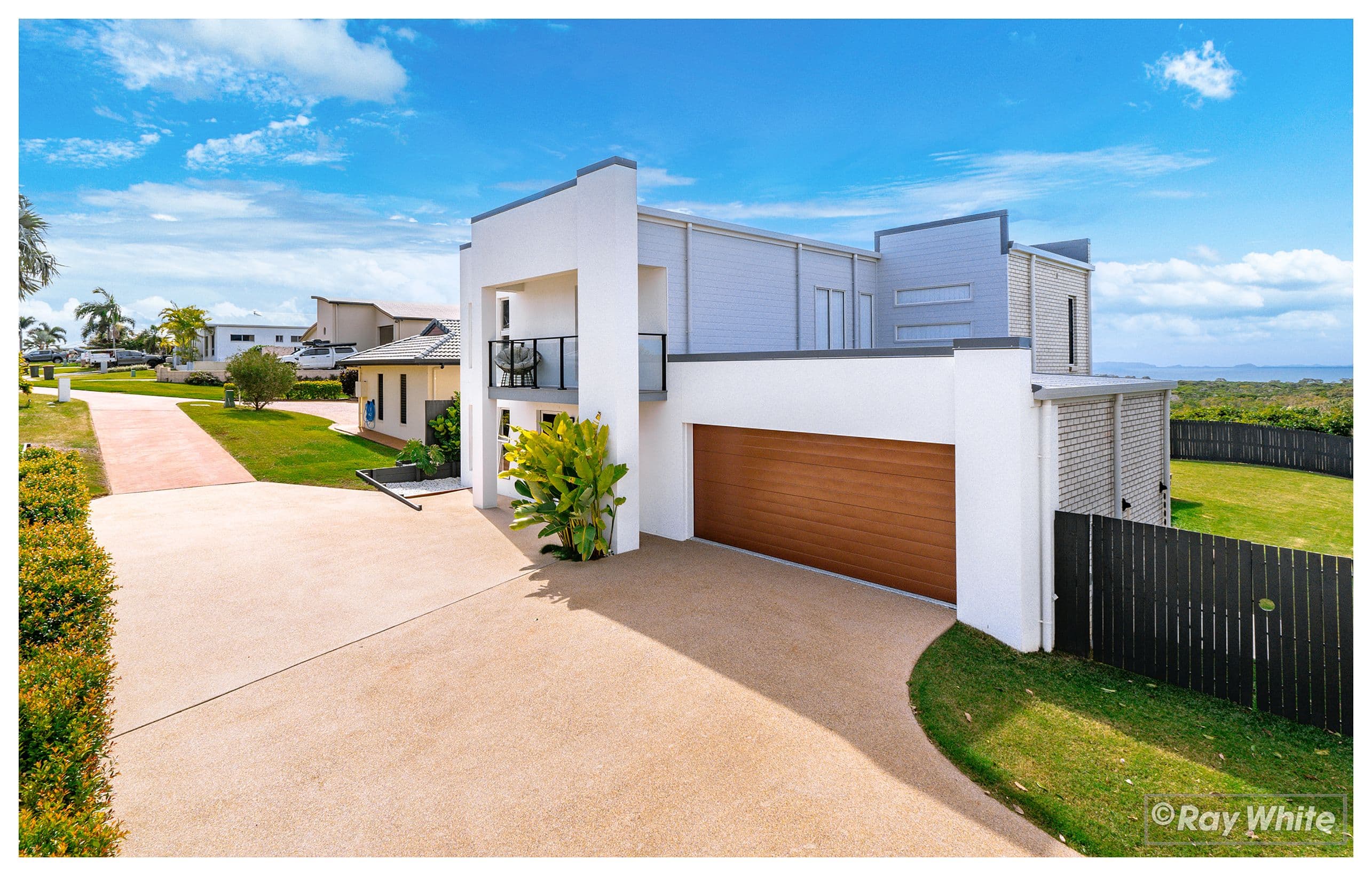16 Miami Crescent, Pacific Heights QLD 4703, Pacific Heights - Thumbnail 2
