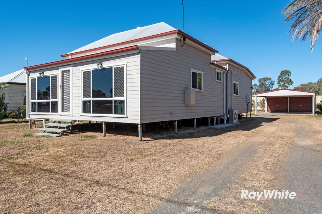 227 Bridge Street, Oakey QLD 4401, Oakey - Image 1