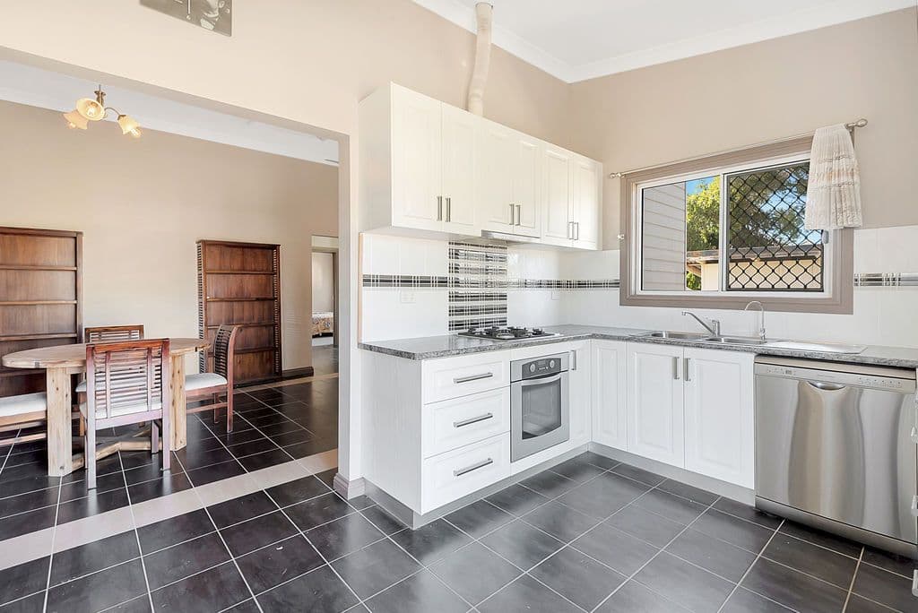 227 Bridge Street, Oakey QLD 4401, Oakey - Thumbnail 5