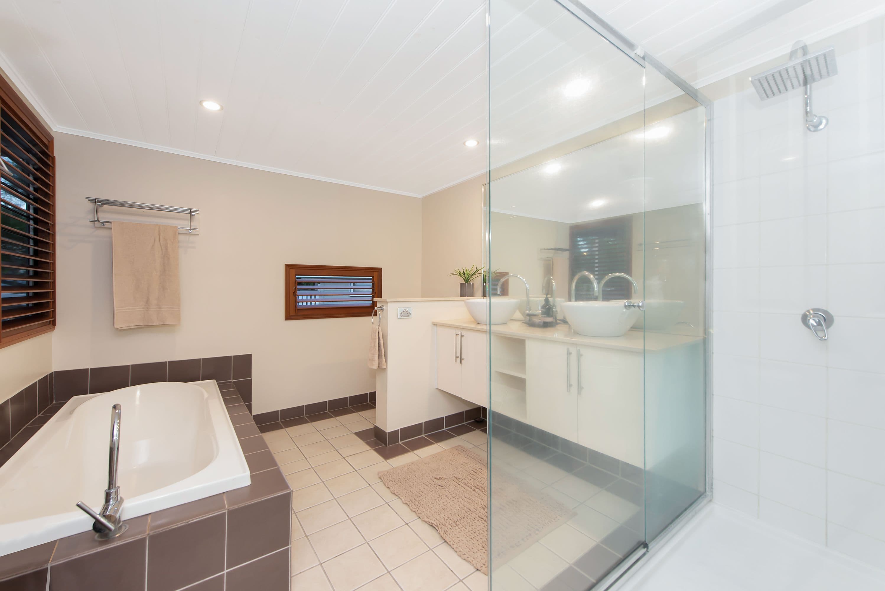 9 Sturges Street, Hermit Park QLD 4812, Hermit Park - Thumbnail 7