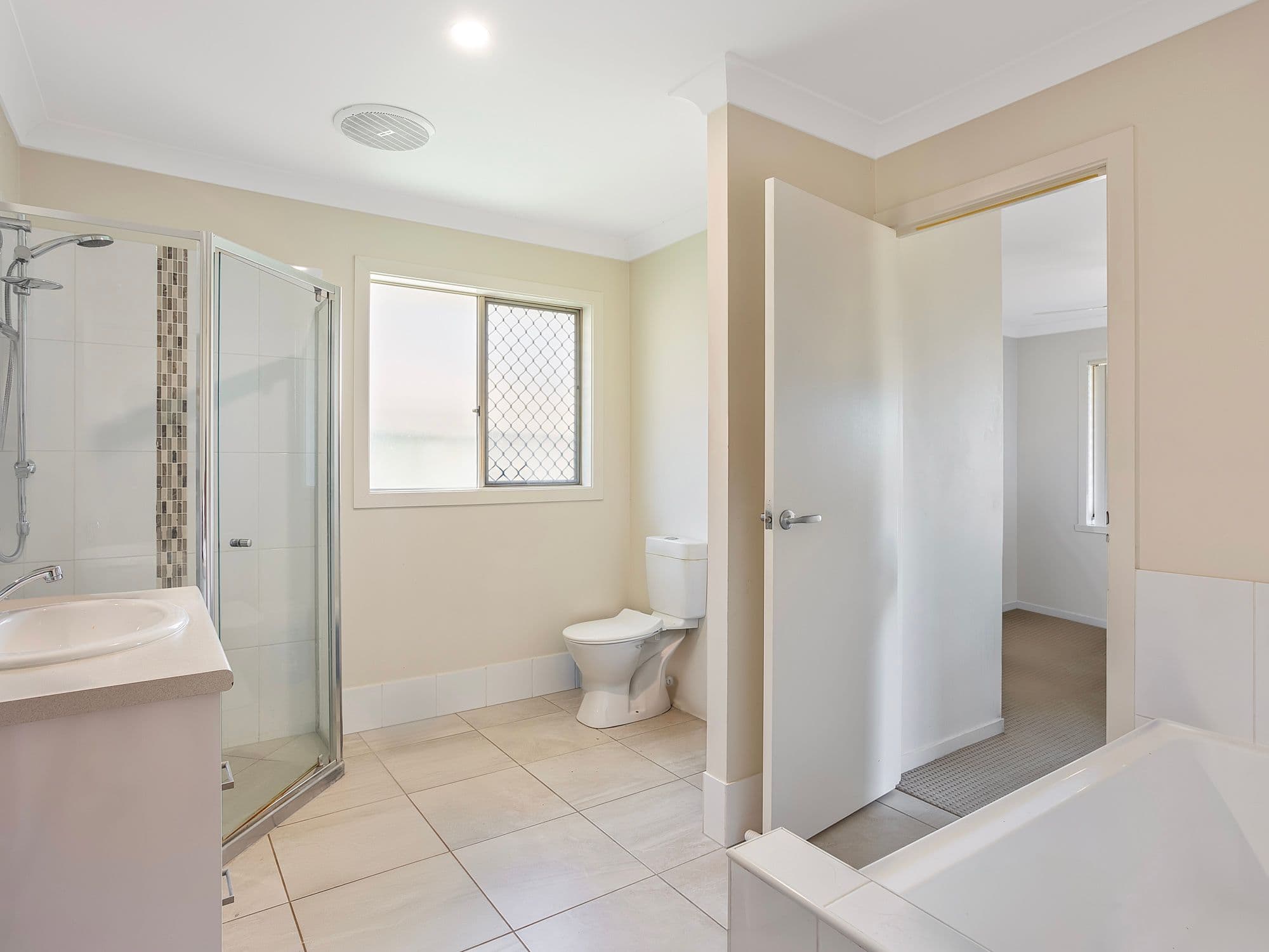 20 Palmerston Place, Coomera QLD 4209, Coomera - Thumbnail 7