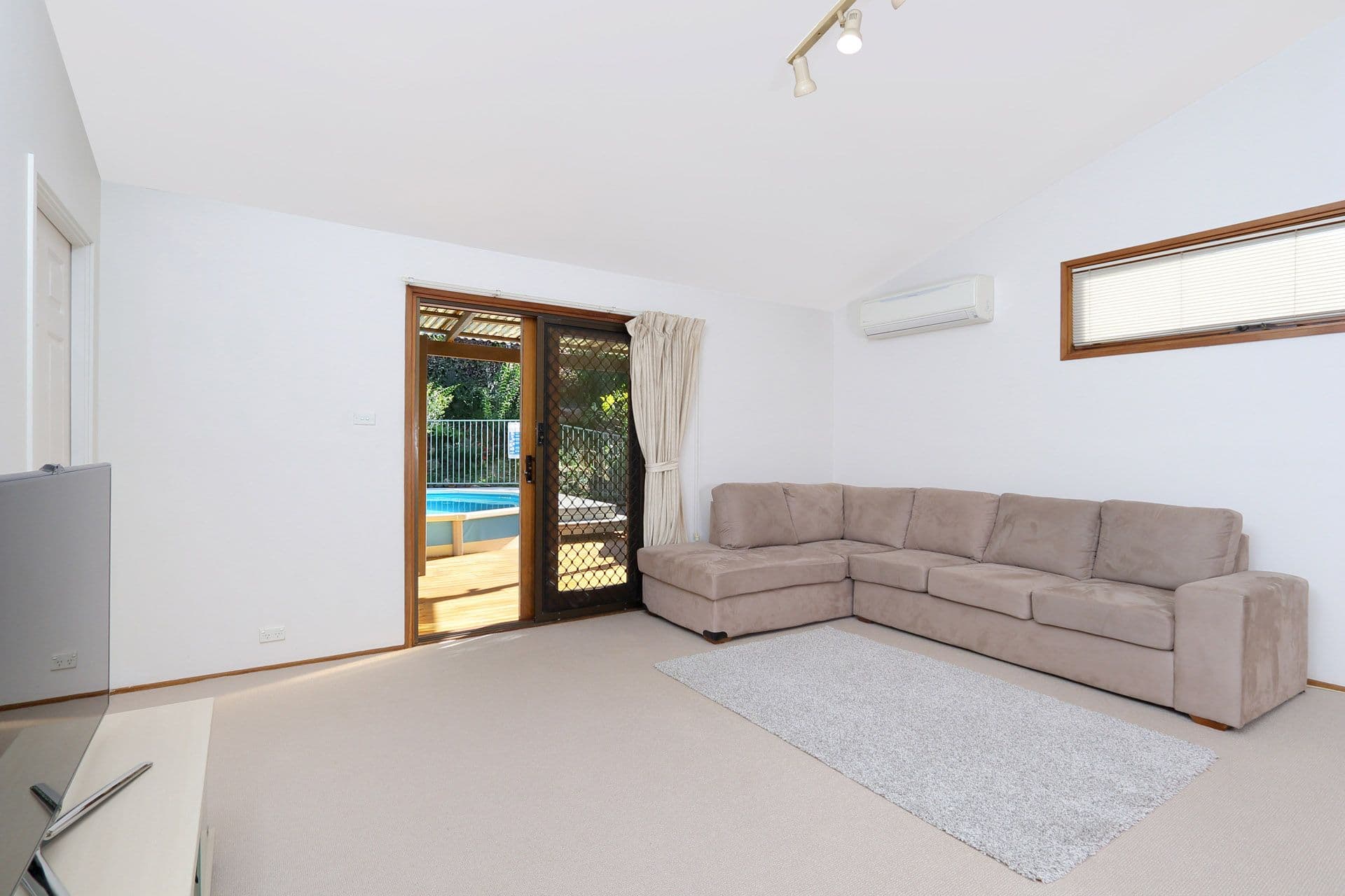 4 Jinna Road, Peakhurst Heights - Thumbnail 6