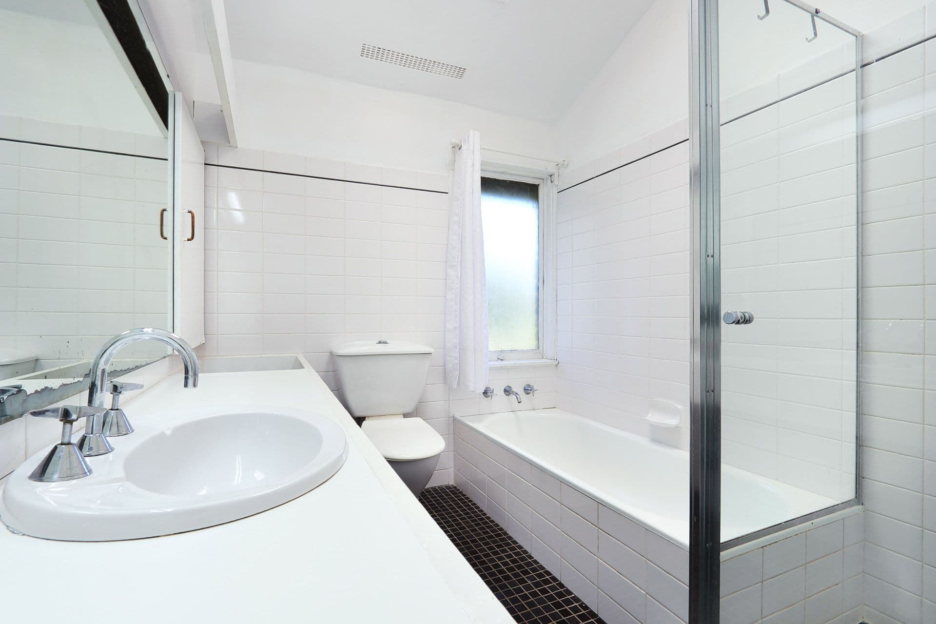 4 Jinna Road, Peakhurst Heights - Thumbnail 8