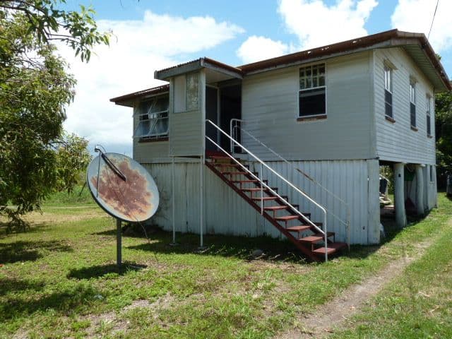 1 Goldston Street, NORTH MACKAY QLD 4740, North Mackay - Thumbnail 2
