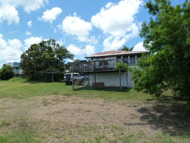1 Goldston Street, NORTH MACKAY QLD 4740, North Mackay - Thumbnail 3