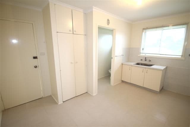 13 Hallway Drive, WIMBLEDON HEIGHTS VIC 3922, Wimbledon Heights - Thumbnail 5