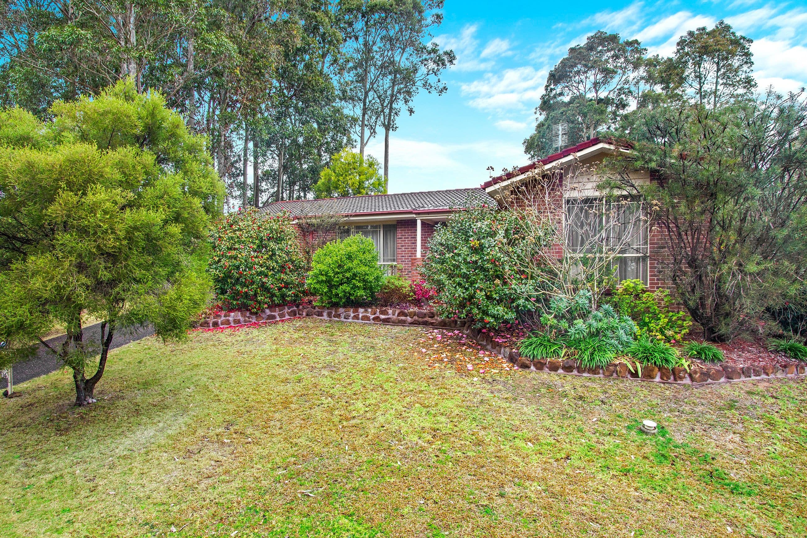 116 Hume Road, Sunshine Bay - Image 1