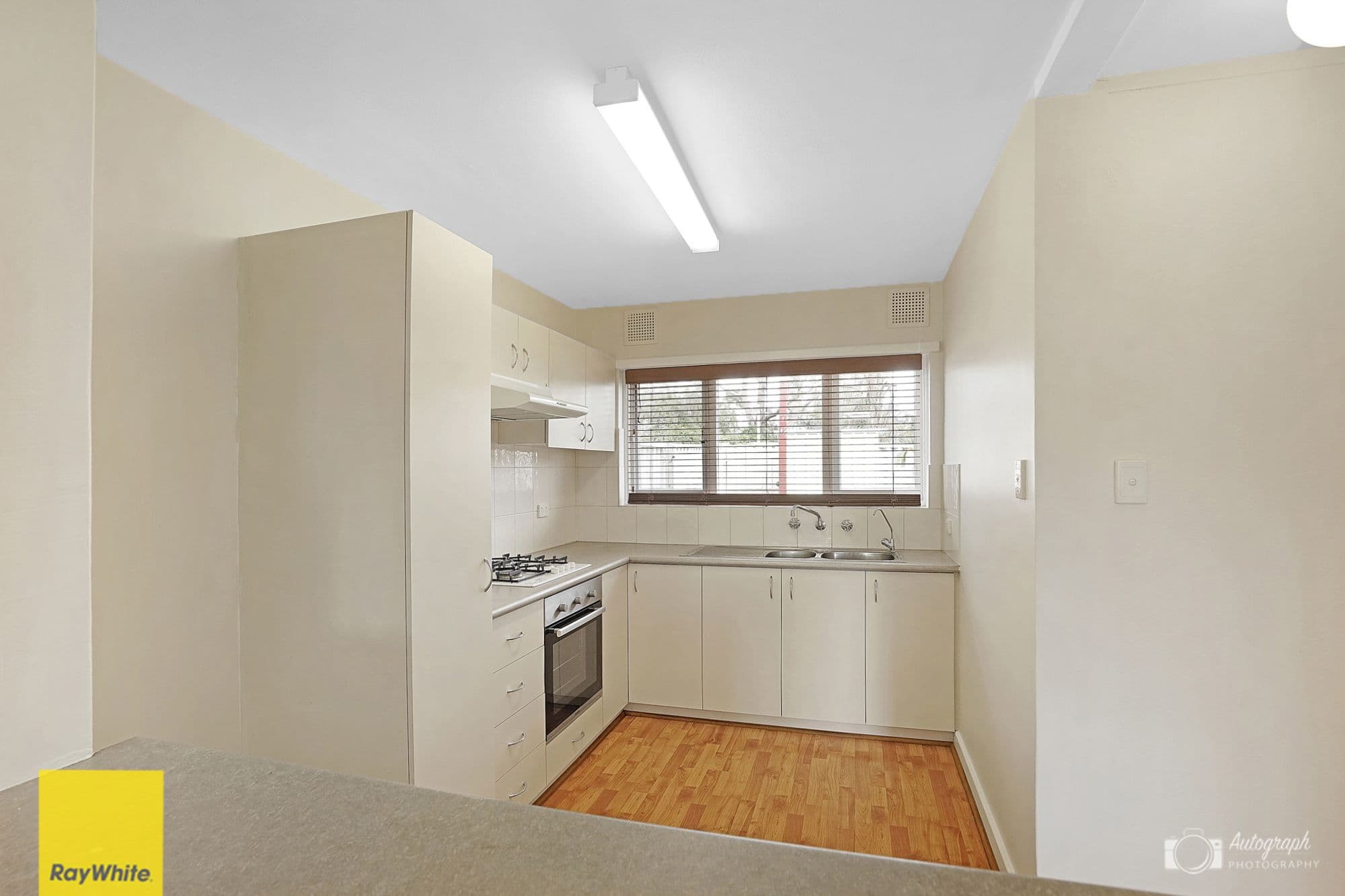 24 Newport Way, Balga WA 6061, Balga - Thumbnail 7