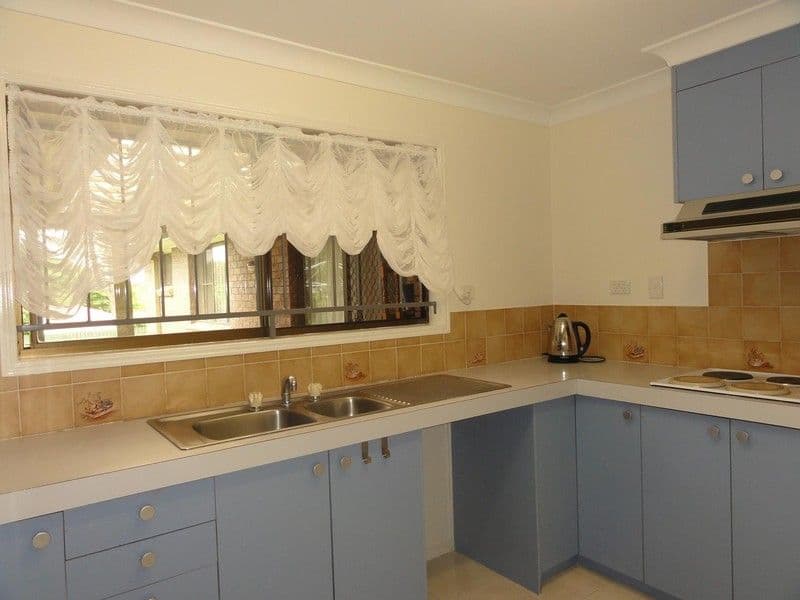 11 Madrid Court, WISHART QLD 4122, Wishart - Thumbnail 5
