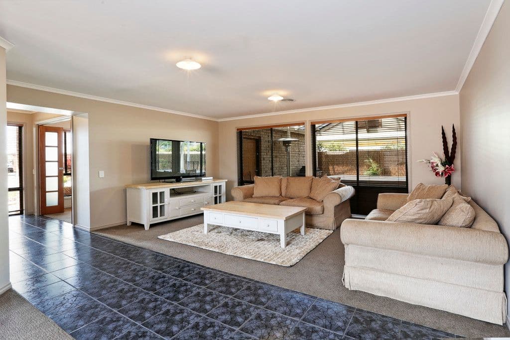 7 Primrose Court, Lara VIC 3212, Lara - Thumbnail 2