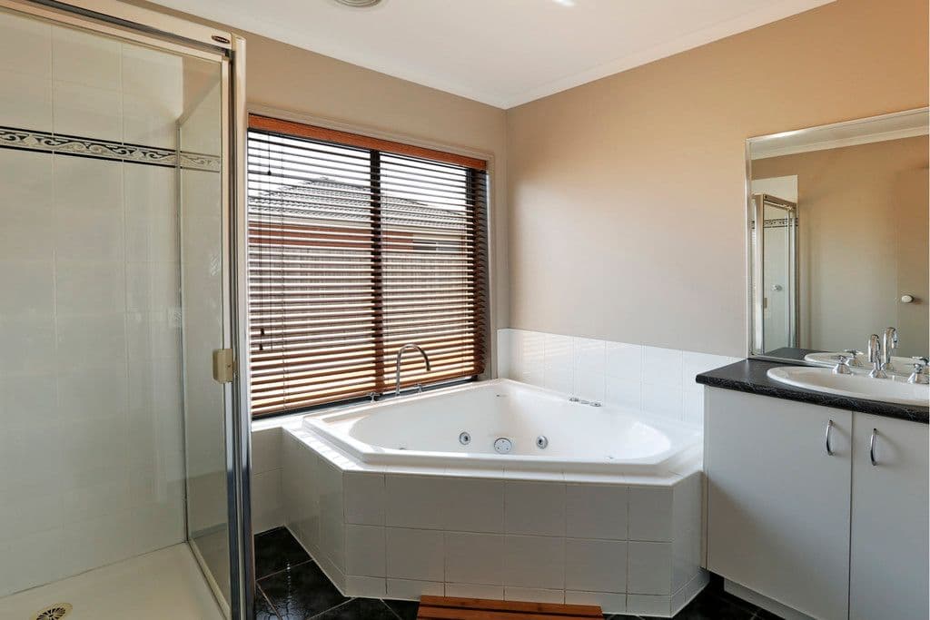 7 Primrose Court, Lara VIC 3212, Lara - Thumbnail 7