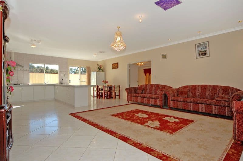 5 Fountain Terrace, BEECHBORO WA 6063, Beechboro - Thumbnail 5