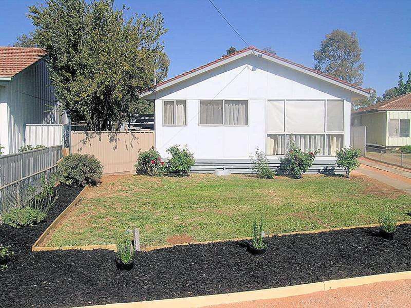17 Weir Crescent, Mildura - Thumbnail 2
