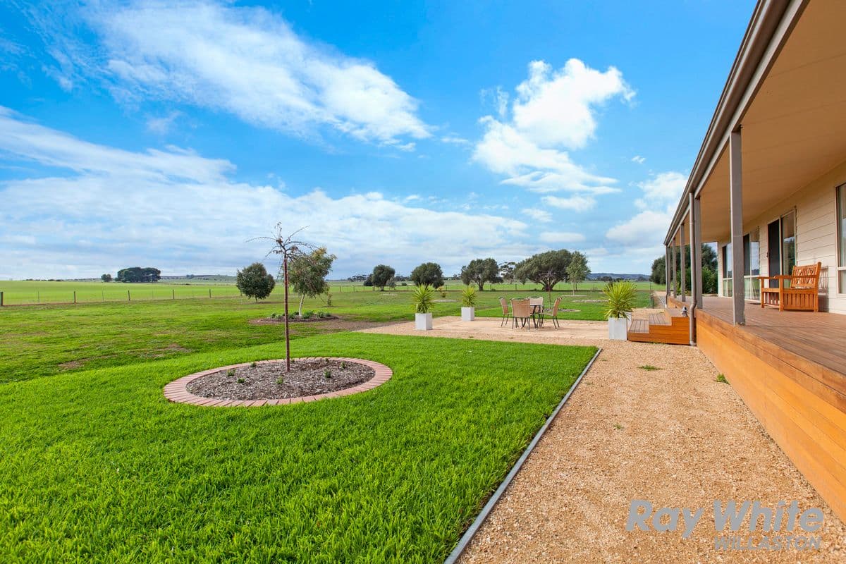 59 Bruce Road, Riverton SA 5412, Riverton - Thumbnail 2