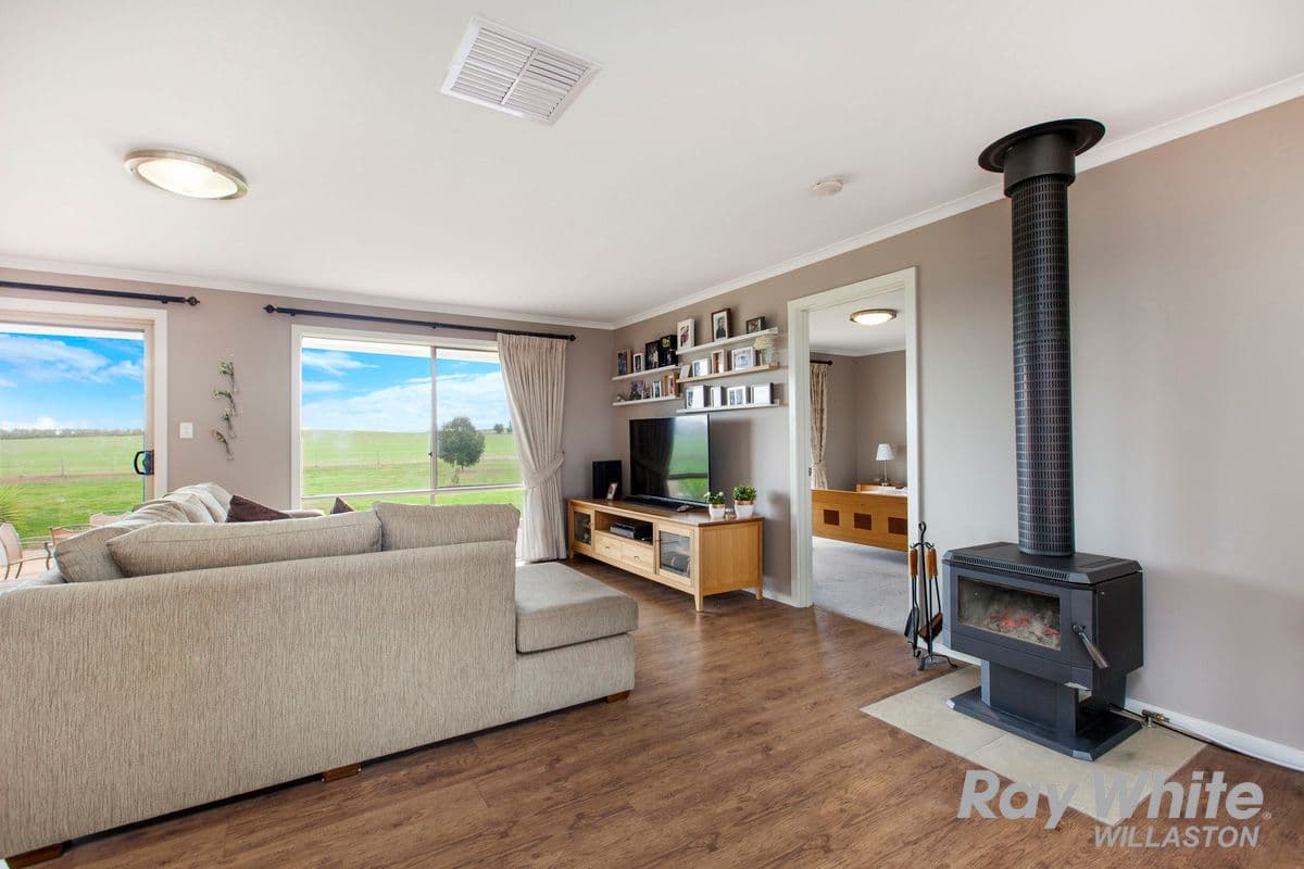 59 Bruce Road, Riverton SA 5412, Riverton - Thumbnail 4
