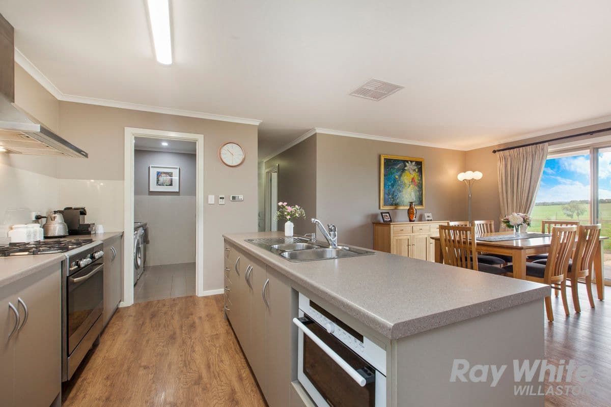 59 Bruce Road, Riverton SA 5412, Riverton - Thumbnail 6