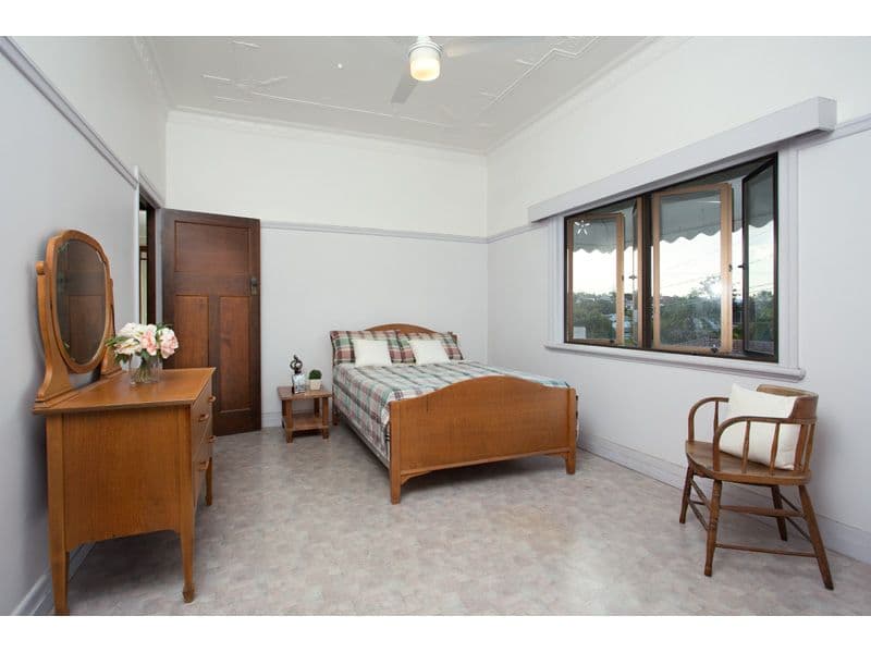 32 Carroll Crescent, GRANGE QLD 4051, Grange - Thumbnail 6