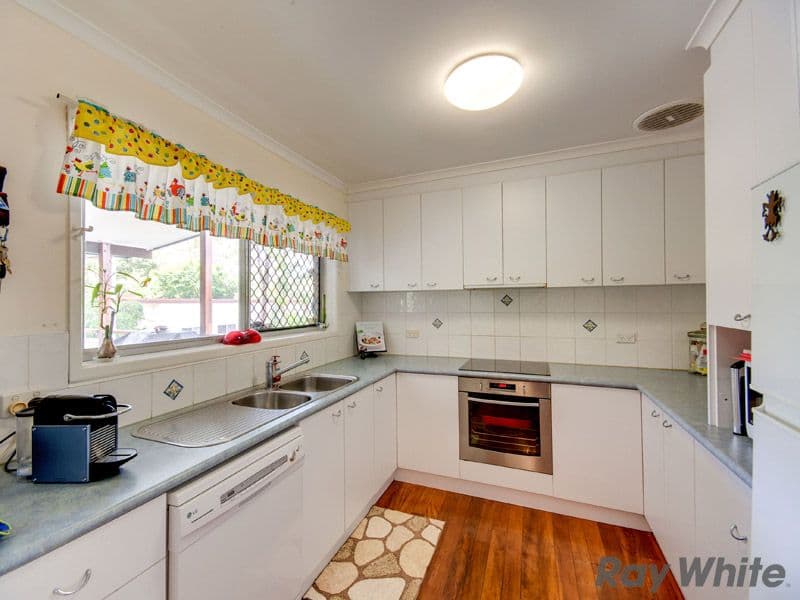 29 Eromba Crescent, FERNY HILLS QLD 4055, Ferny Hills - Thumbnail 8