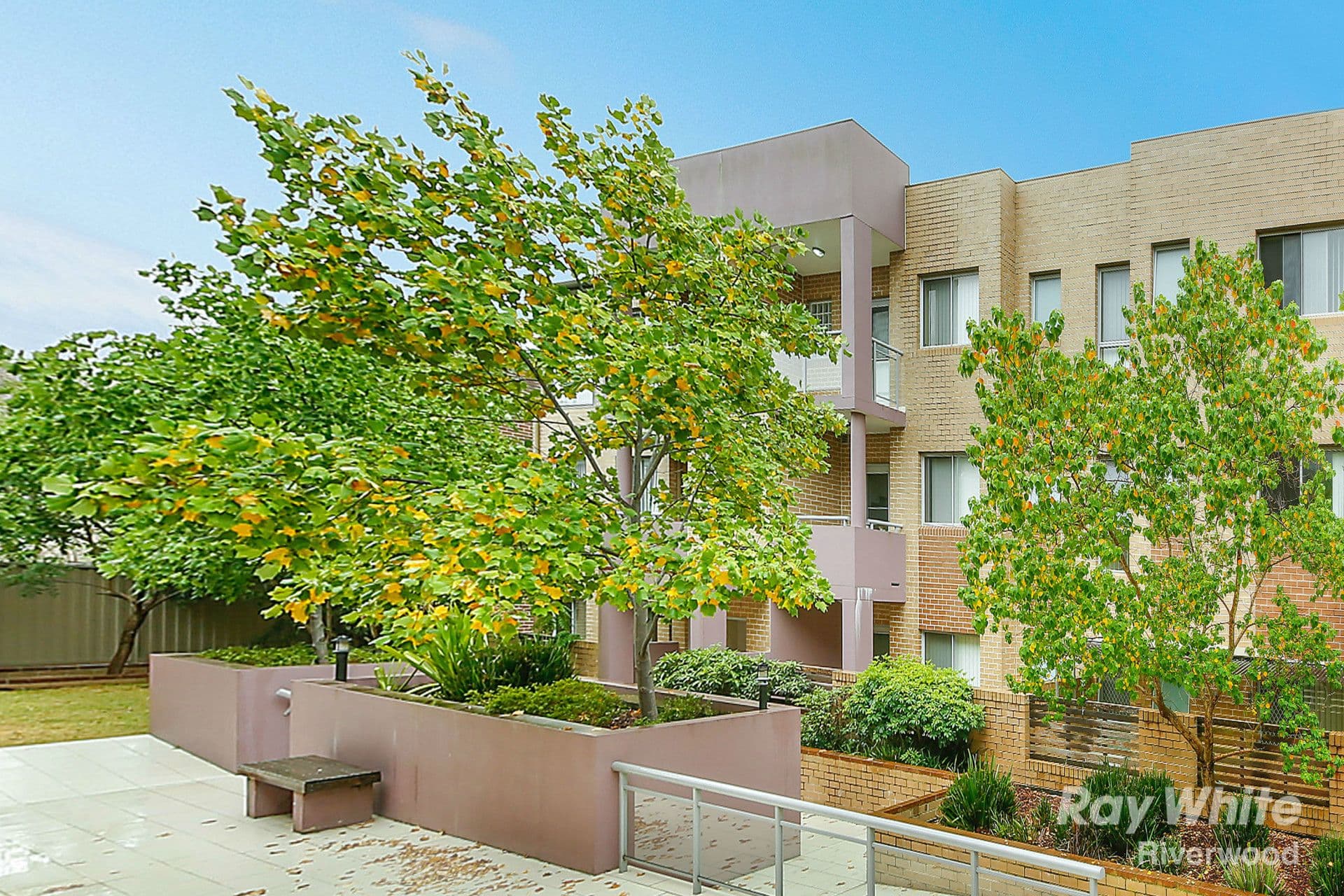 8 Coleridge Street, Riverwood - Thumbnail 2