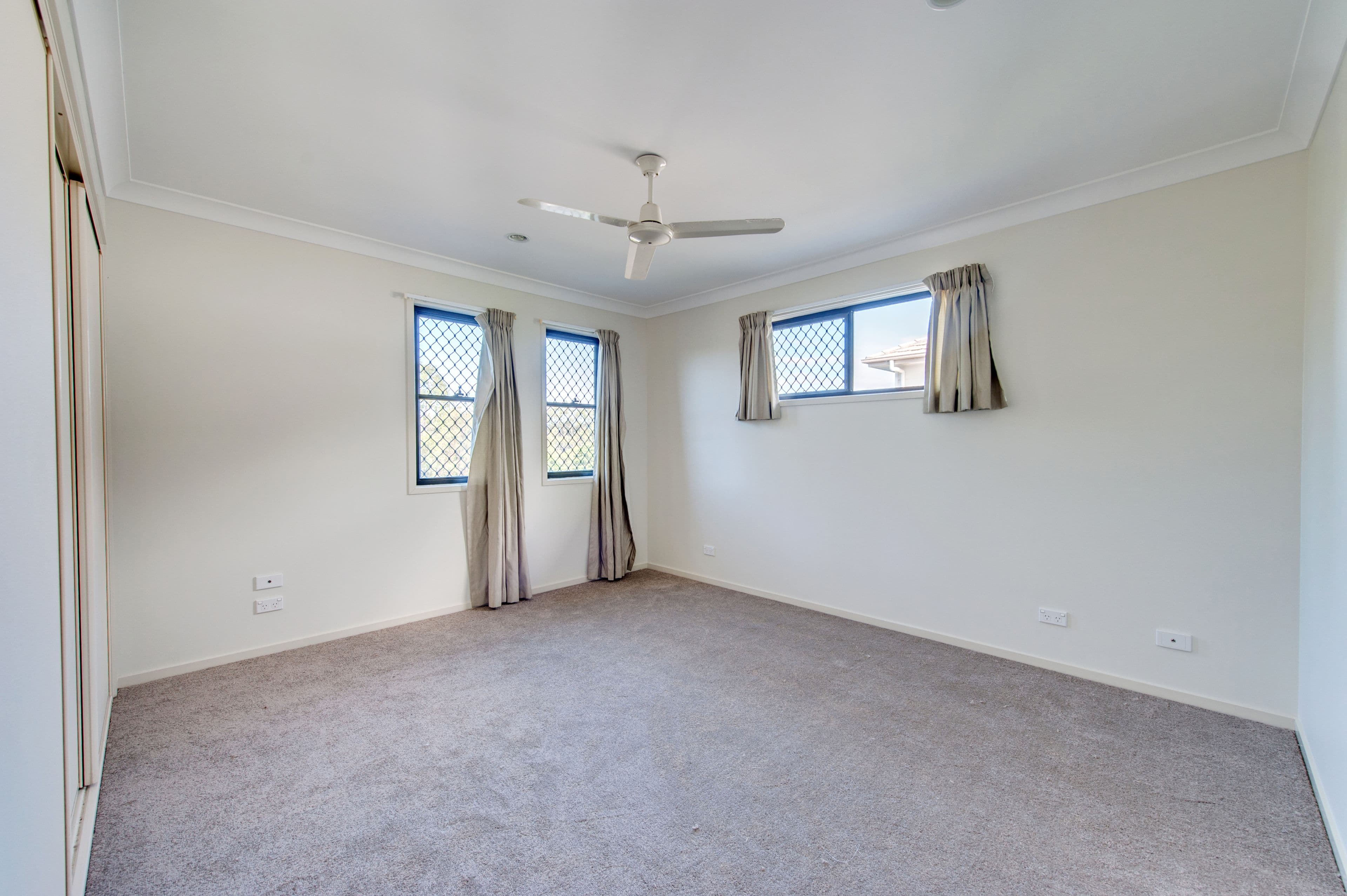 94 Ingles Drive, Redbank Plains QLD 4301, Redbank Plains - Thumbnail 6