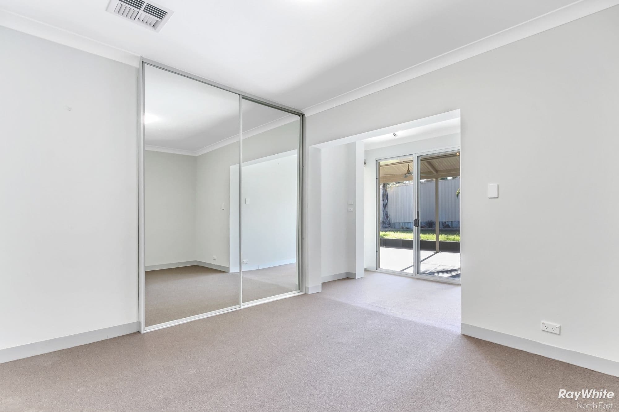 28 Carole Crescent, Modbury SA 5092, Modbury - Thumbnail 4