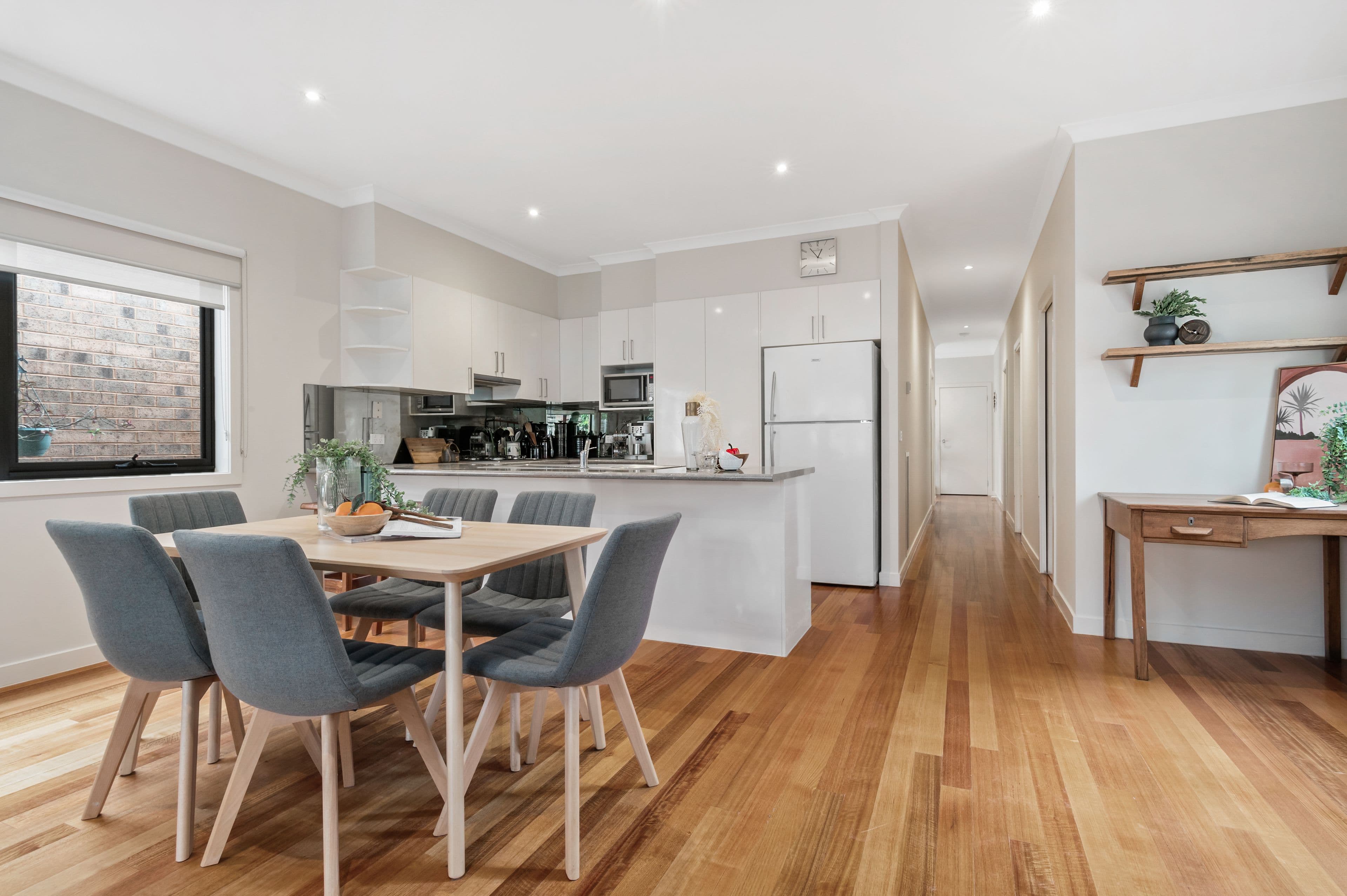 3 Meredith Close, Mooroolbark VIC 3138, Mooroolbark - Thumbnail 3