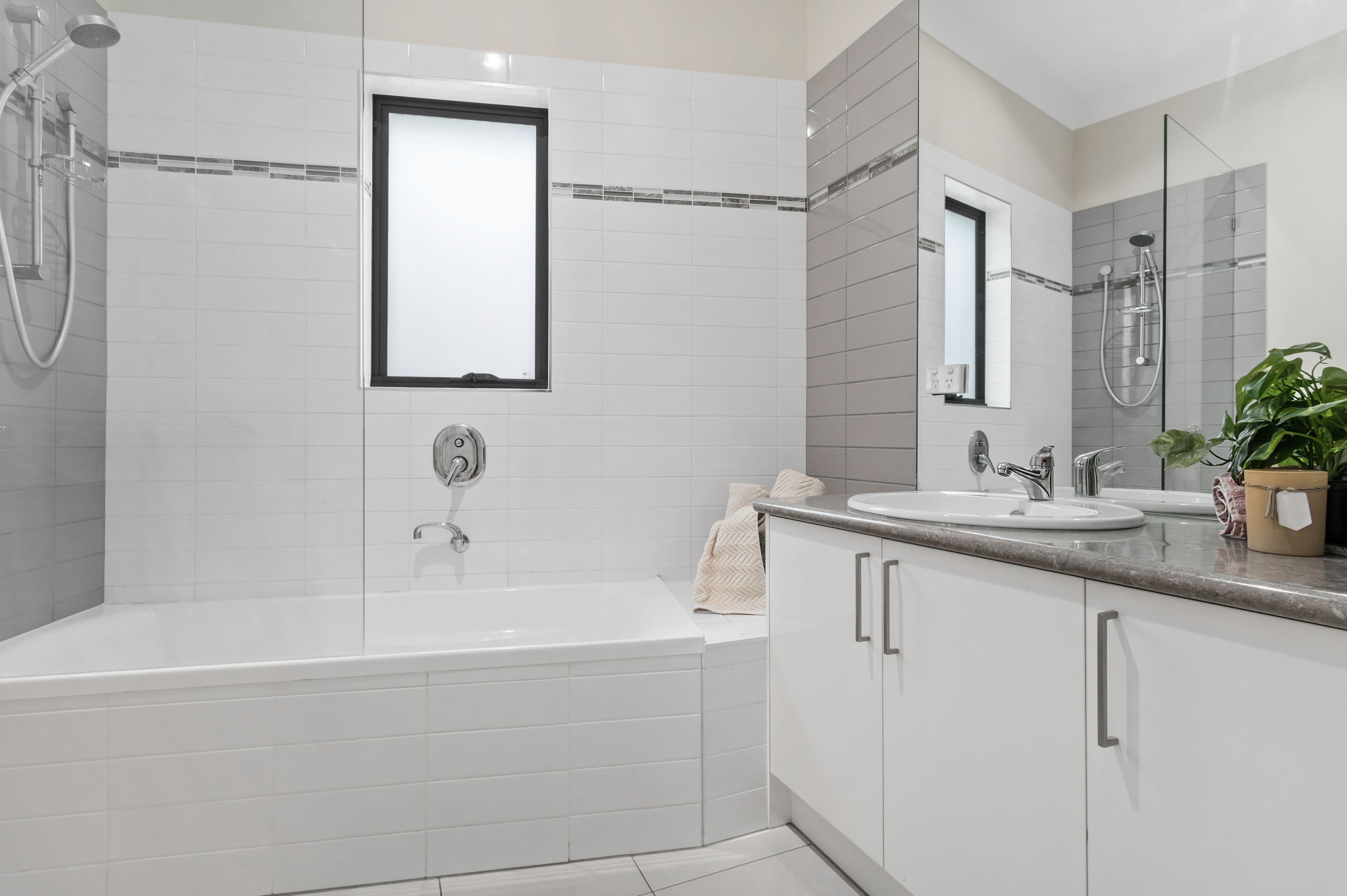 3 Meredith Close, Mooroolbark VIC 3138, Mooroolbark - Thumbnail 8