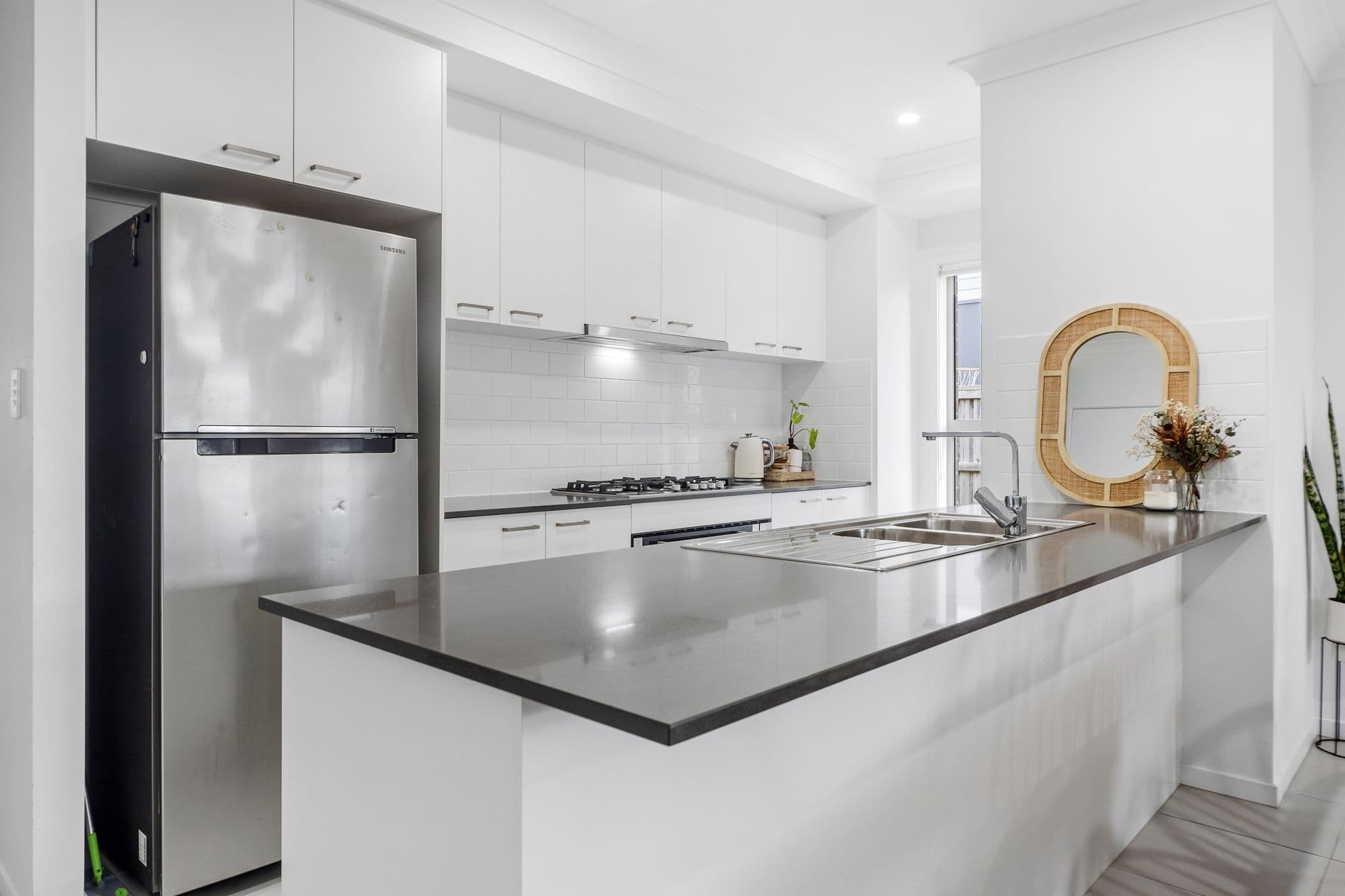 102 Lakeview Promenade, Newport QLD 4020, Newport - Thumbnail 4