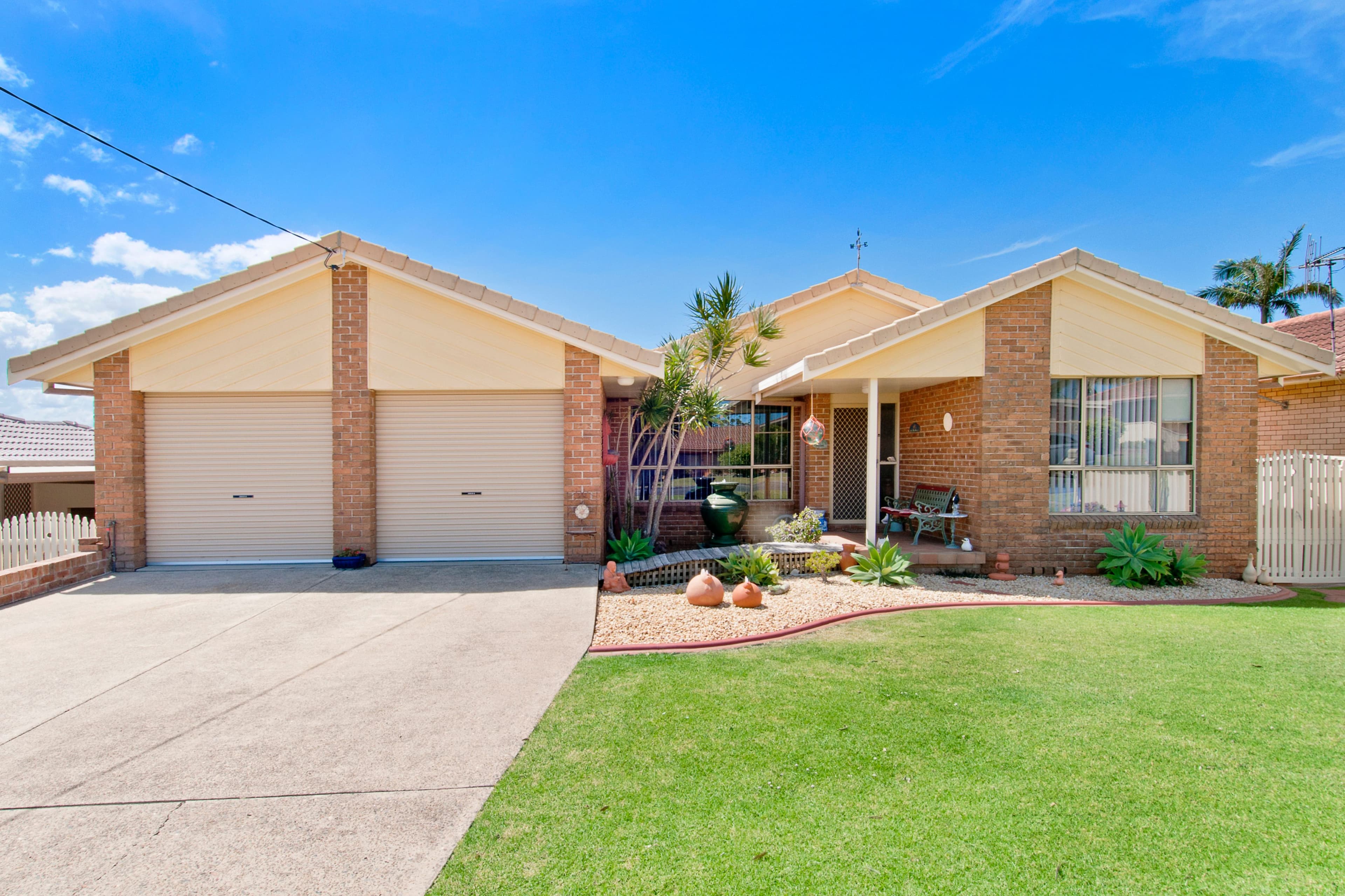 13 Mermaid Crescent, Port Macquarie - Image 1