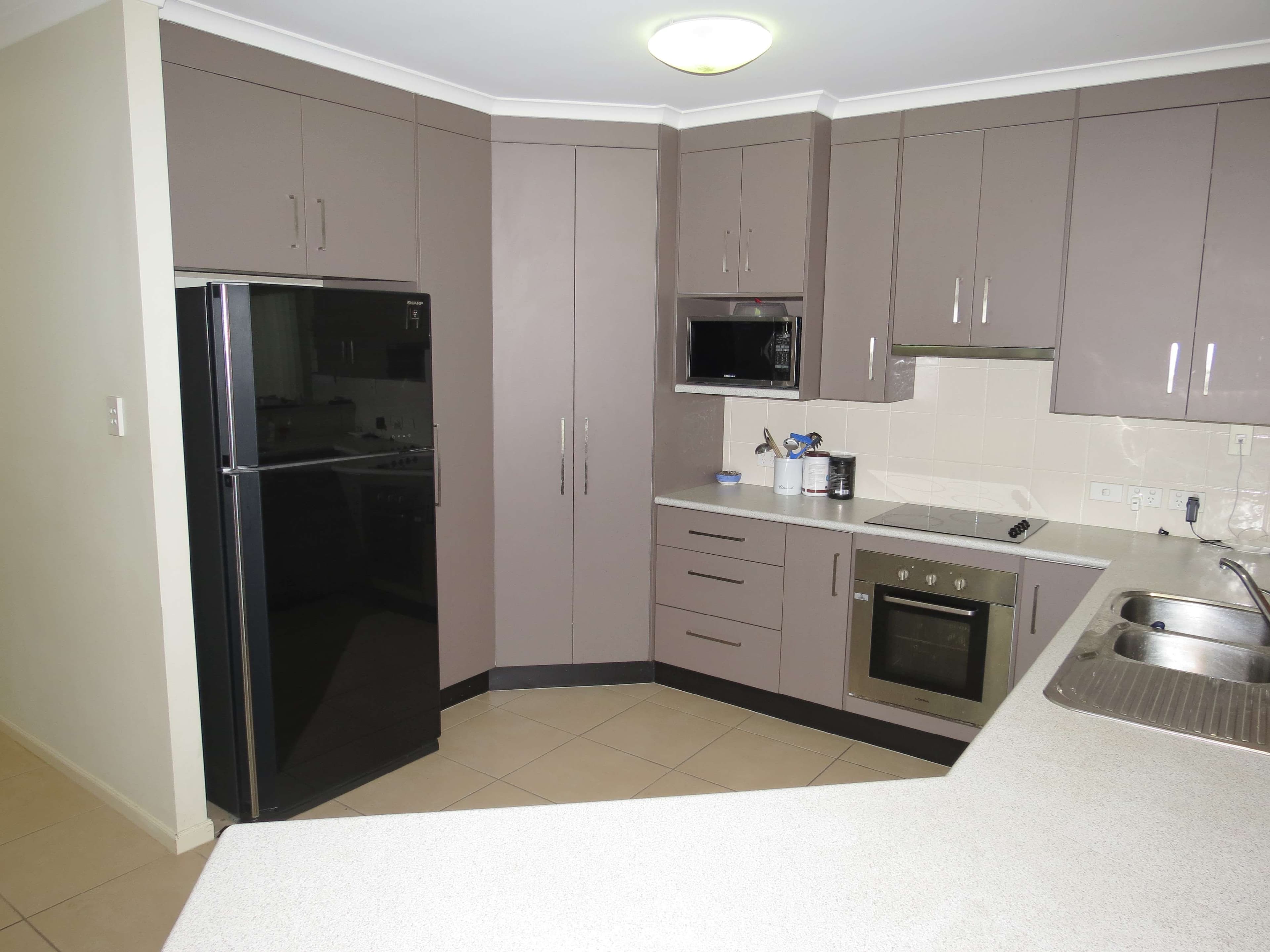 14 Saville Street, Emerald QLD 4720, Emerald - Thumbnail 2