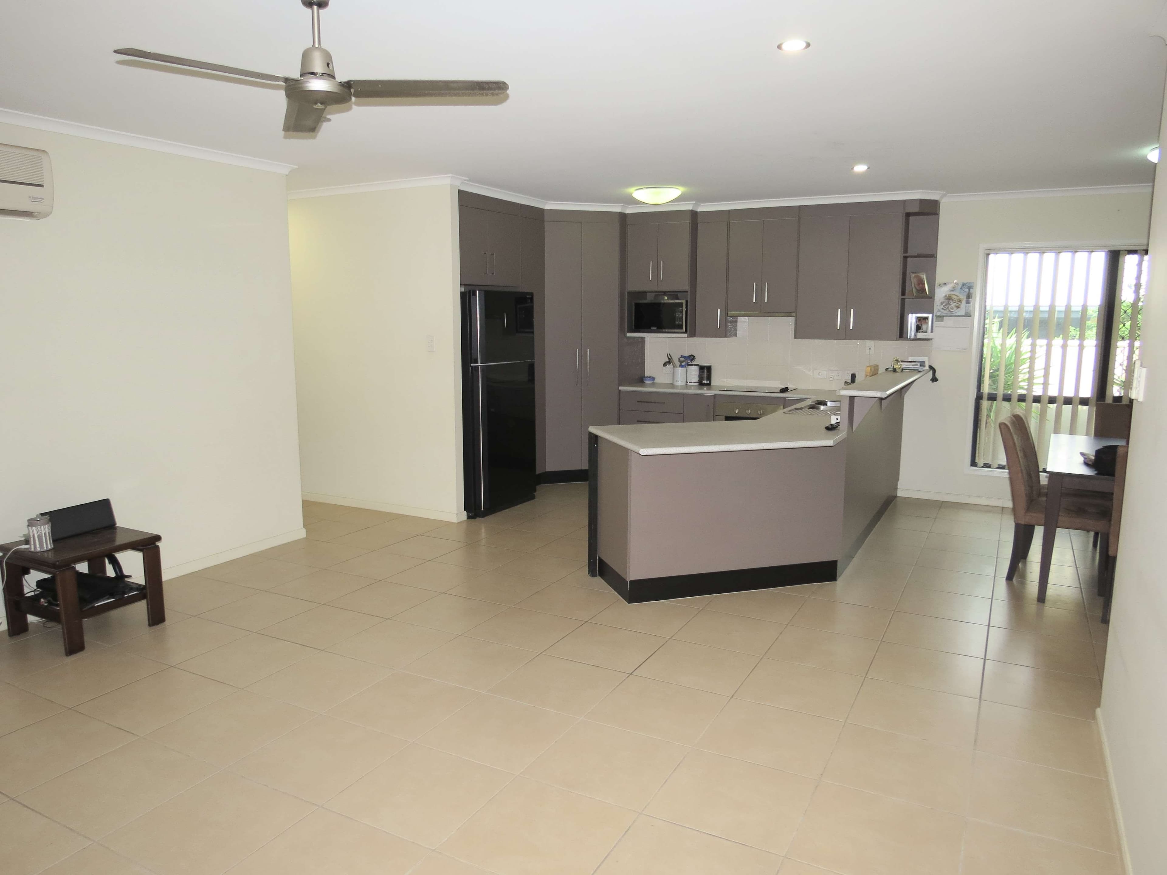 14 Saville Street, Emerald QLD 4720, Emerald - Thumbnail 3