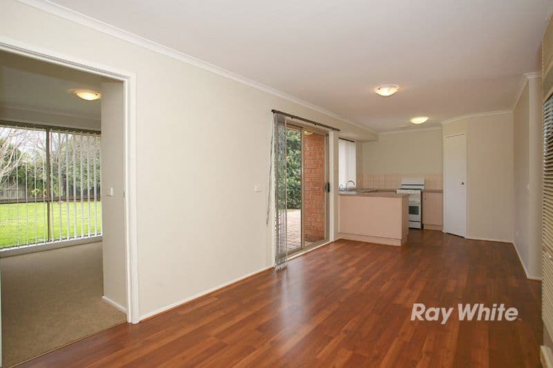 16 Joyce Street, CRANBOURNE VIC 3977, Cranbourne West - Thumbnail 2