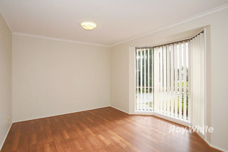 16 Joyce Street, CRANBOURNE VIC 3977, Cranbourne West - Thumbnail 3