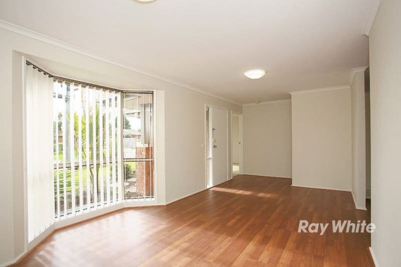 16 Joyce Street, CRANBOURNE VIC 3977, Cranbourne West - Thumbnail 8