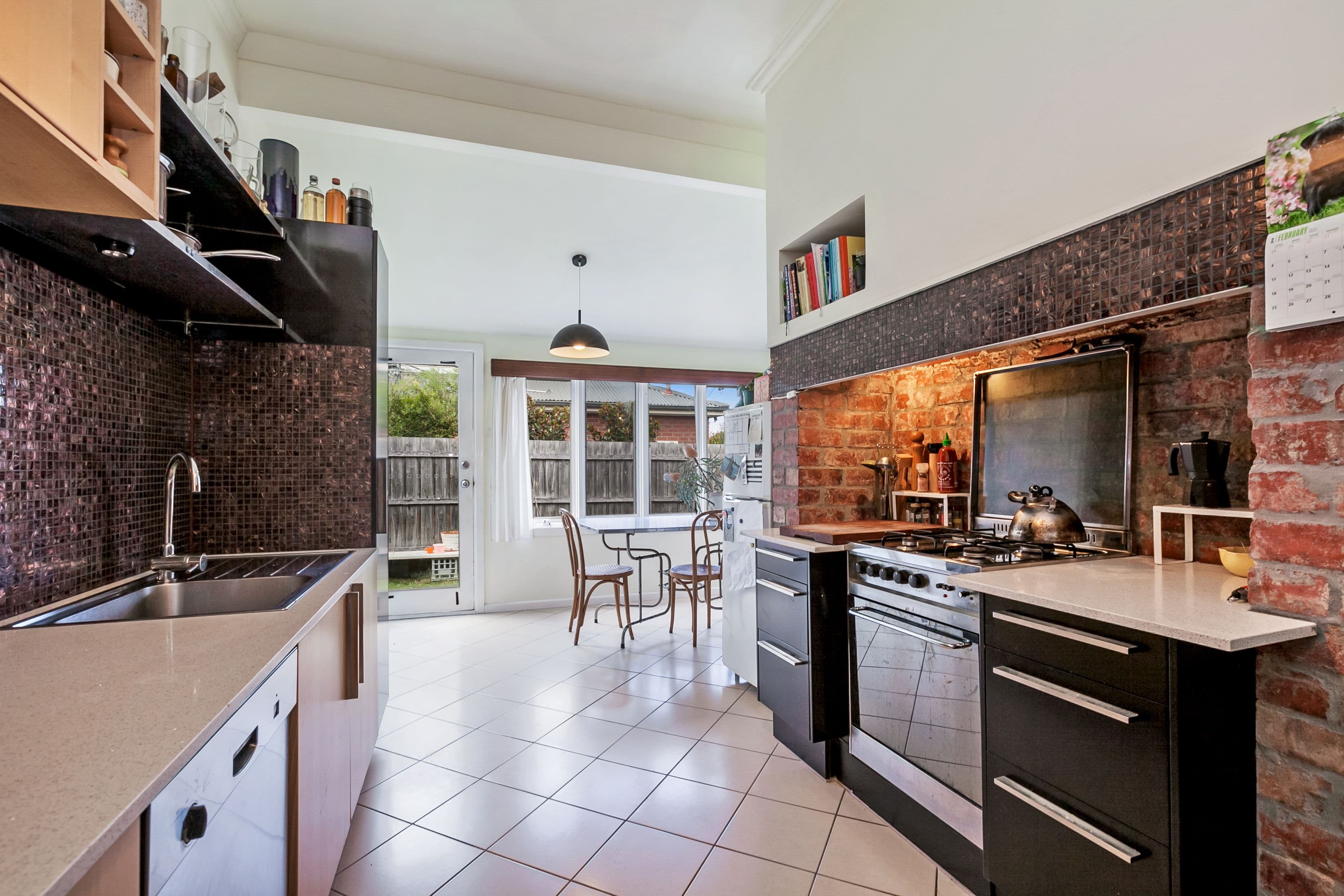 30 Pine Street, Reservoir VIC 3073, Reservoir - Thumbnail 3