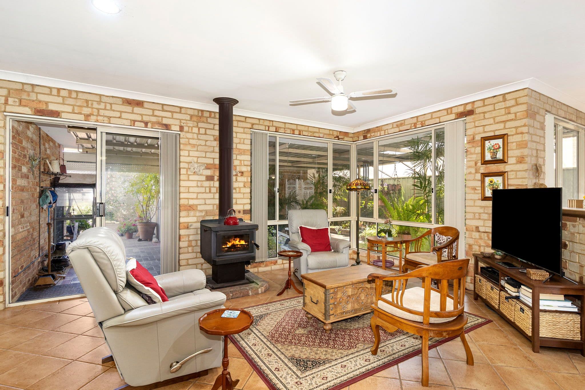 3 Triller Close, Geographe WA 6280, Geographe - Thumbnail 2