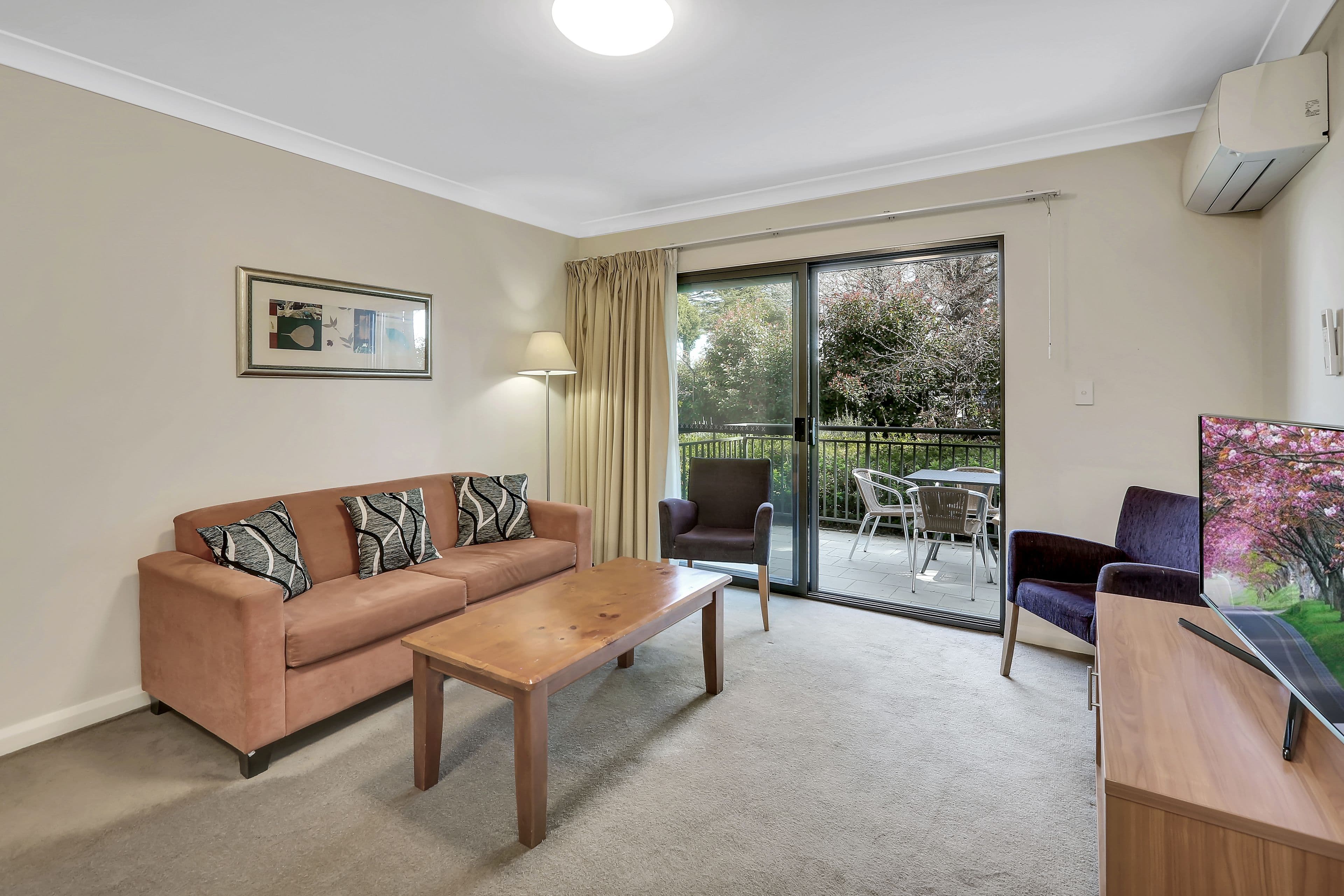 10 Fernhill Avenue, Cranbourne - Thumbnail 3