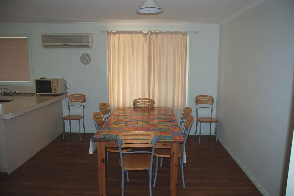 46 Hunter Crescent, GREEN HEAD WA 6514, Green Head - Thumbnail 4