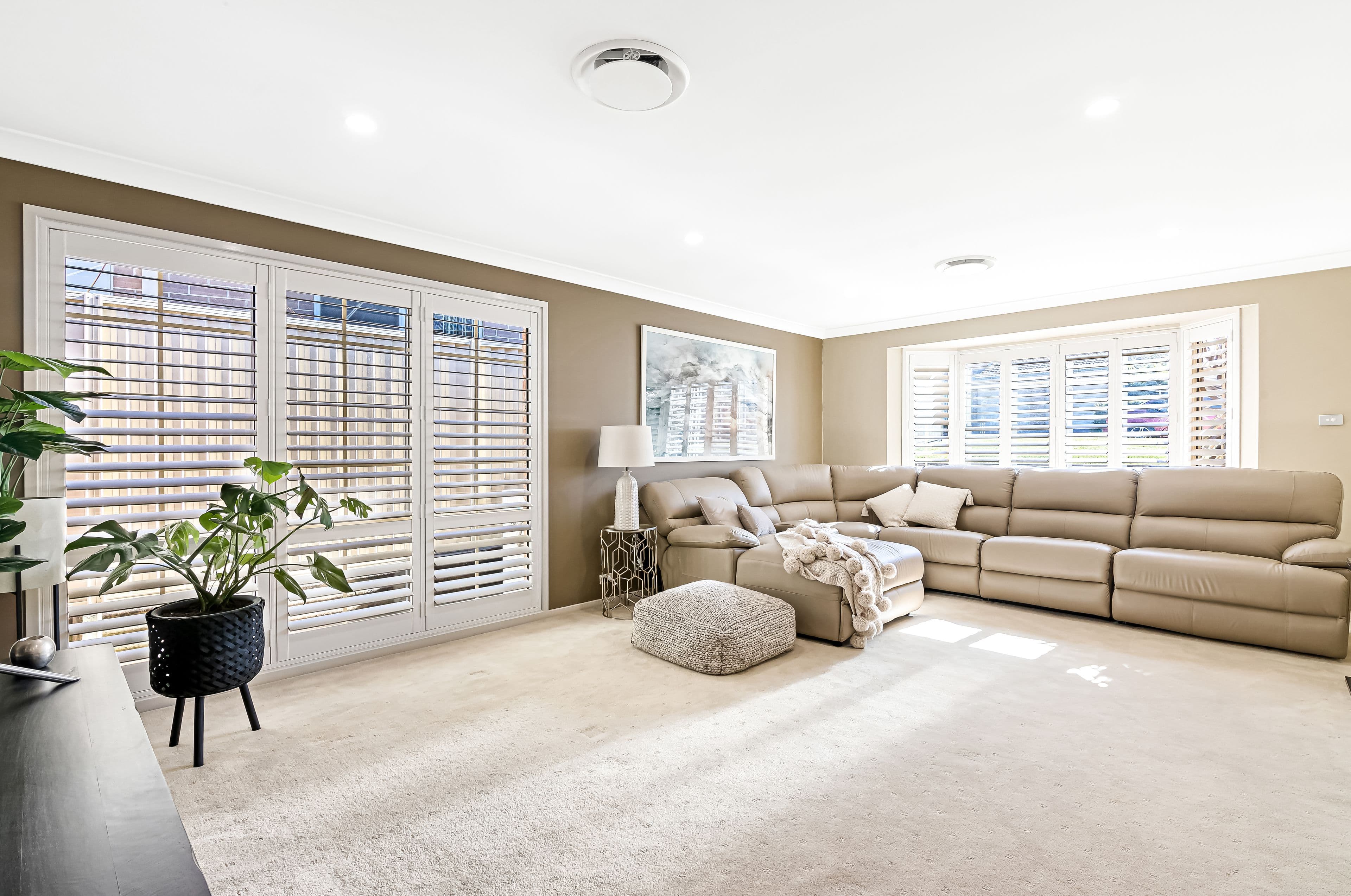 3 St Helens Close, West Hoxton NSW 2171, West Hoxton - Thumbnail 2