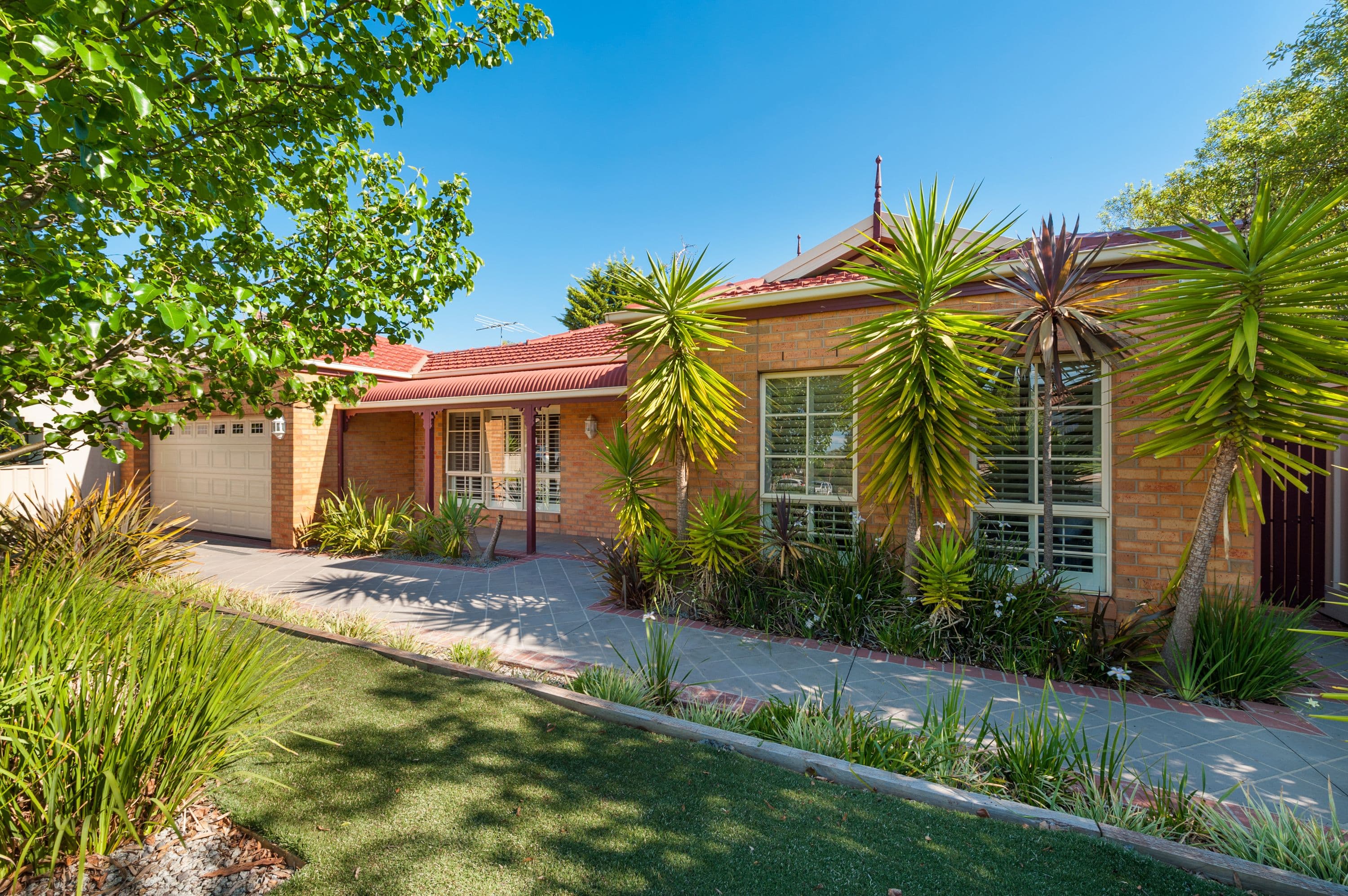41 Saronvale Crescent, Hillside VIC 3037, Hillside - Image 1