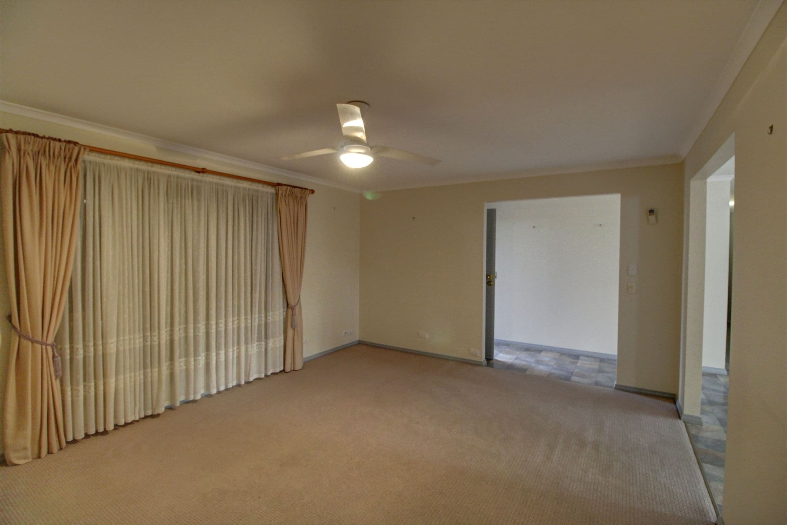 4 Nalara Avenue, Loxton SA 5333, Loxton - Thumbnail 6