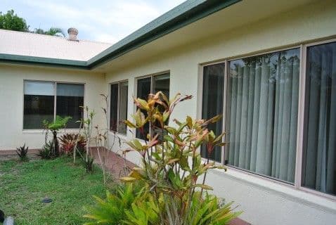 36 Holland Street, WONGALING BEACH QLD 4852, Wongaling Beach - Thumbnail 5