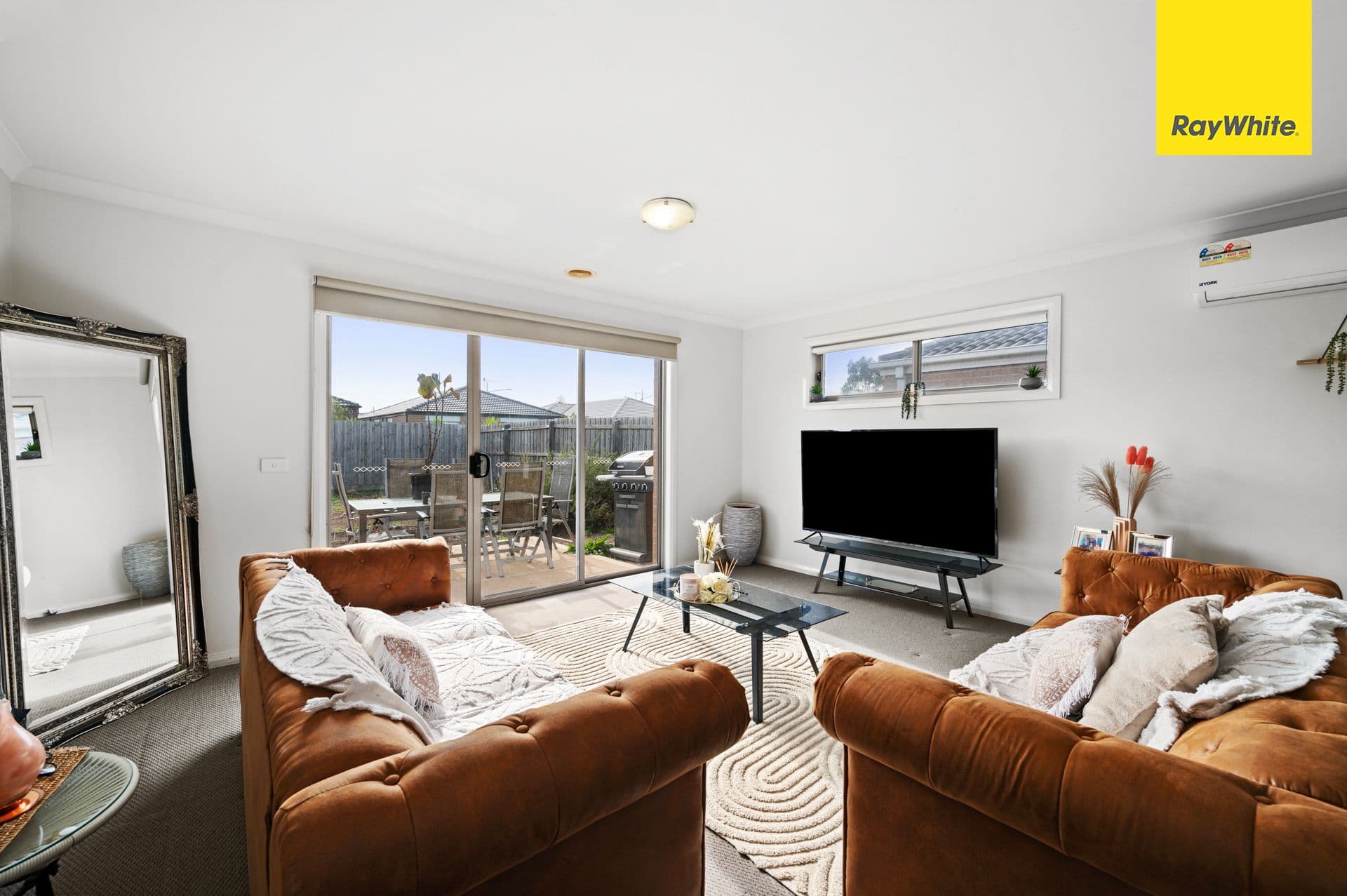 9 Corbet Street, WEIR VIEWS VIC 3338, Weir Views - Thumbnail 4