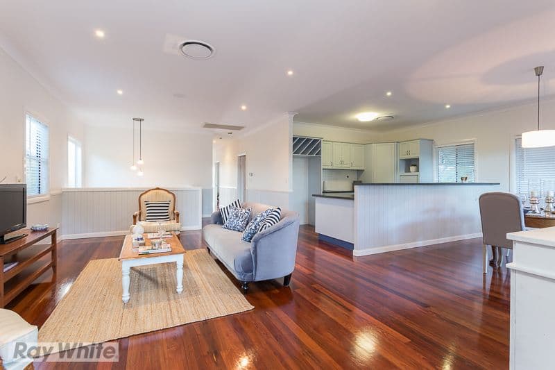 11 Essie Avenue, Tarragindi QLD 4121, Tarragindi - Thumbnail 5