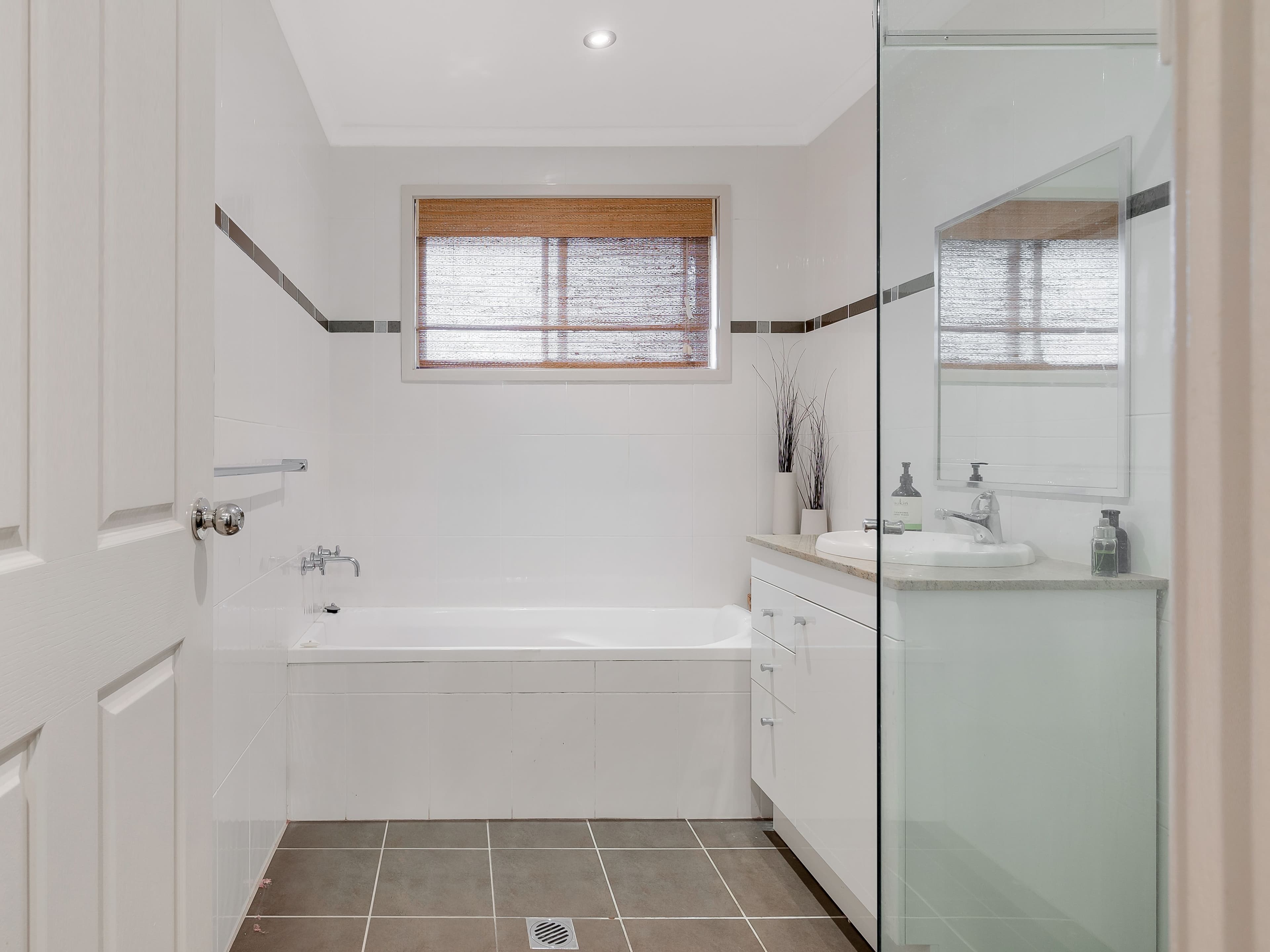 42 Endeavour Street, Ruse NSW 2560, Ruse - Thumbnail 8