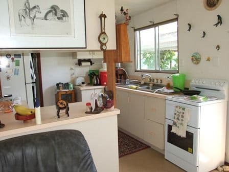 24 Edward Street, Tambo QLD 4478, Tambo - Thumbnail 2
