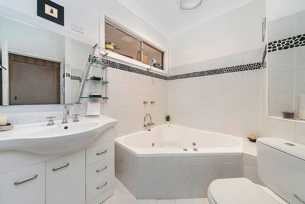 61 Regent Street, Riverstone NSW 2765, Riverstone - Thumbnail 3