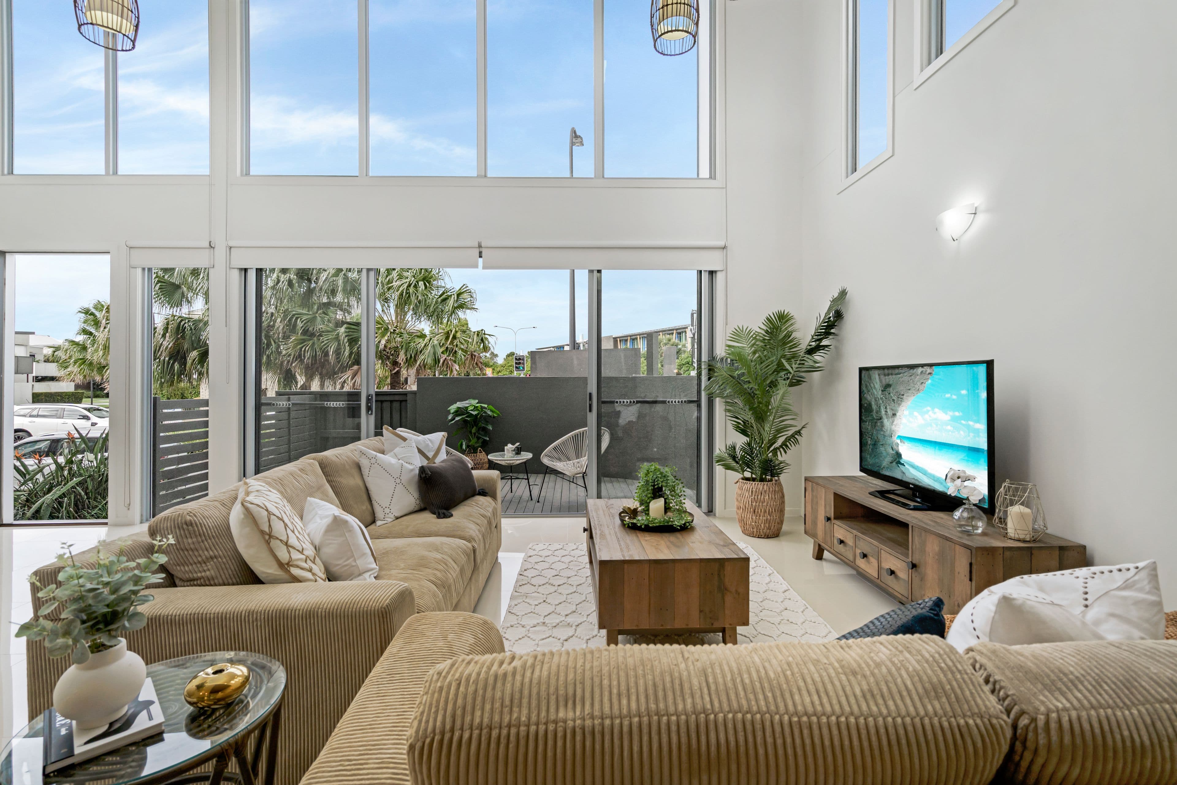 55 South Bay Drive, Varsity Lakes QLD 4227, Varsity Lakes - Thumbnail 2