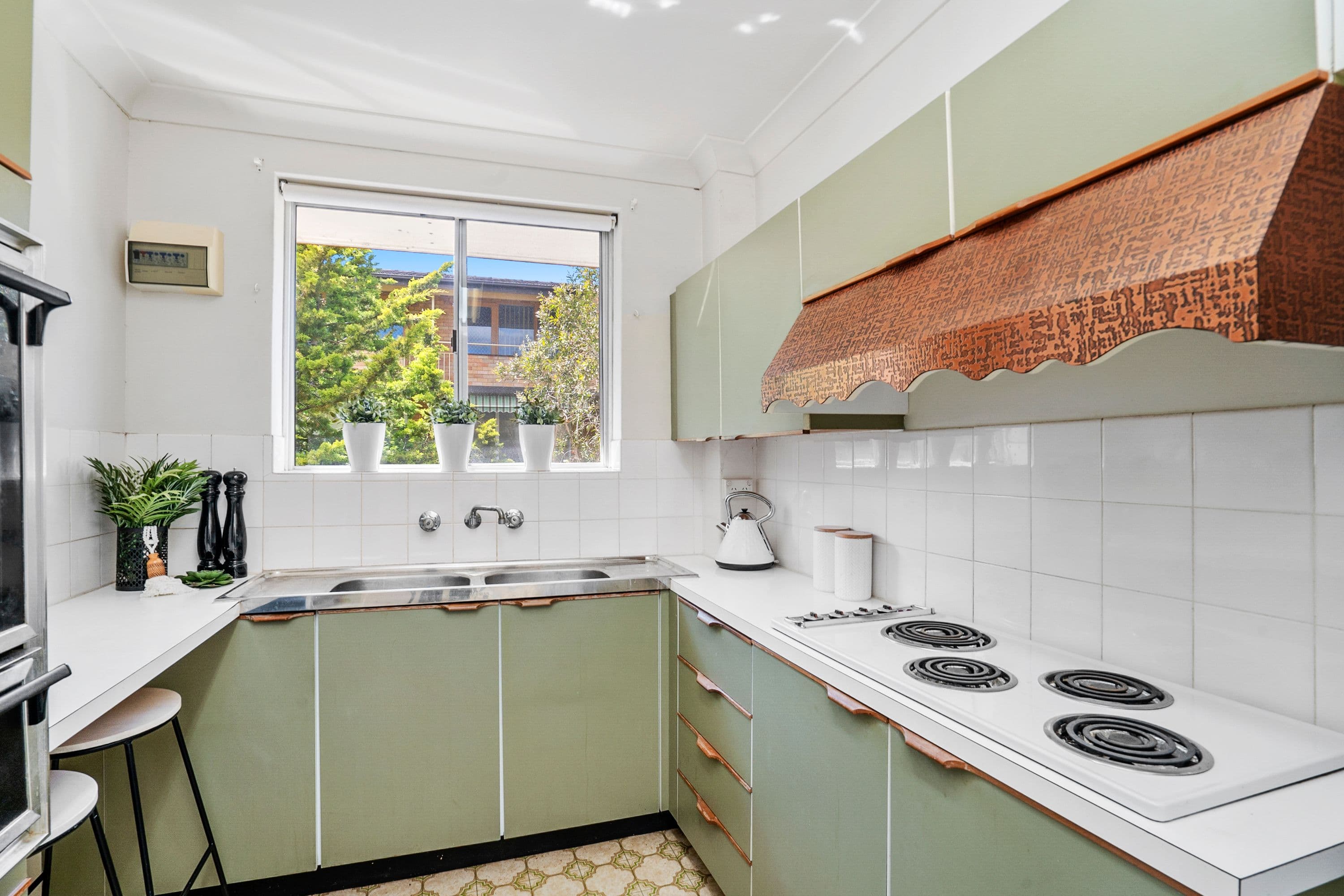 10-12 Robertson Street, Narrabeen NSW 2101, Narrabeen - Thumbnail 4